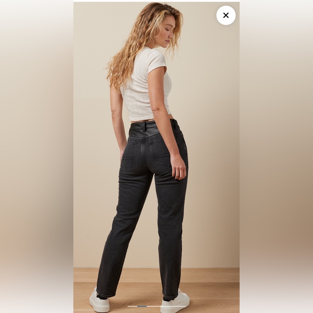 AE STRETCH SUPER HIGH-WAISTED ANKLE STRAIGHT BLACK JEAN